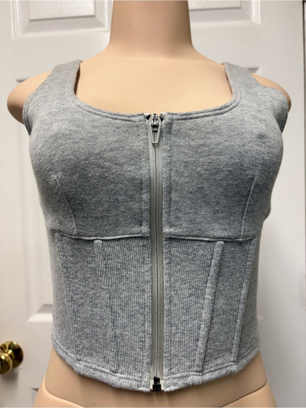 Victoria's Secret On Point Gray Zip Front Ribbed Corset Tank Top Small - Picture 5 of 11